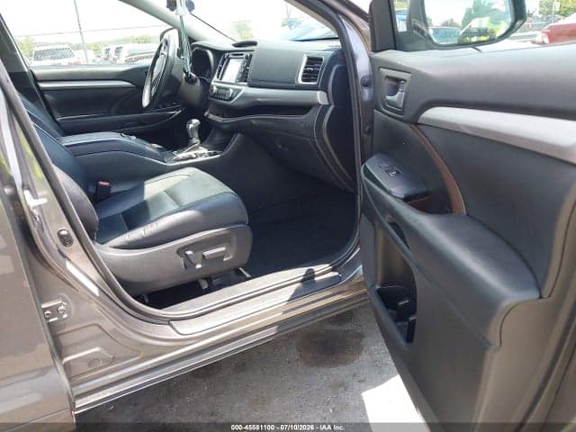 2018 TOYOTA HIGHLANDER XLE 5