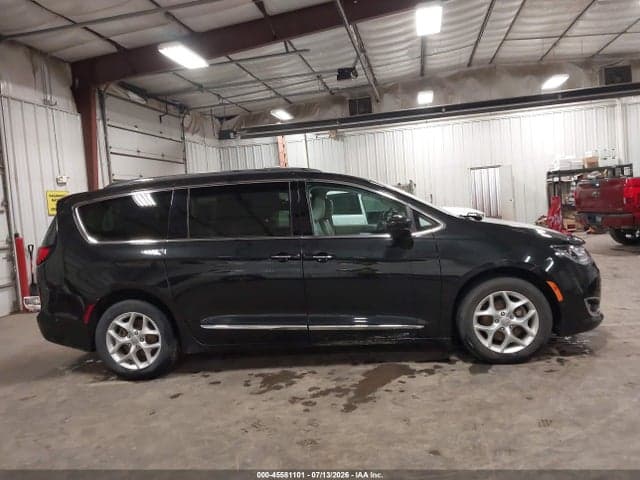 2017 CHRYSLER PACIFICA TOURING-L PLUS 13