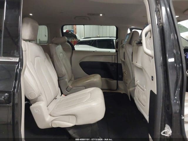 2017 CHRYSLER PACIFICA TOURING-L PLUS 8