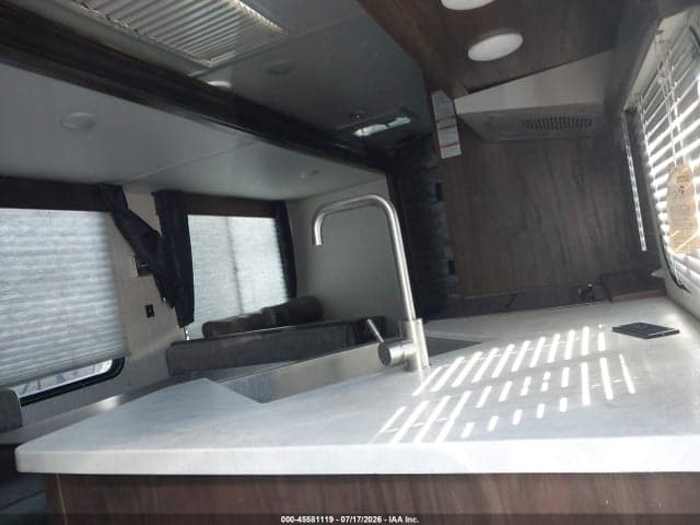 2020 FOREST RIVER OTHER 5
