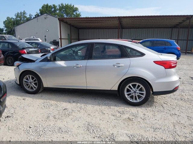 2017 FORD FOCUS SE 14
