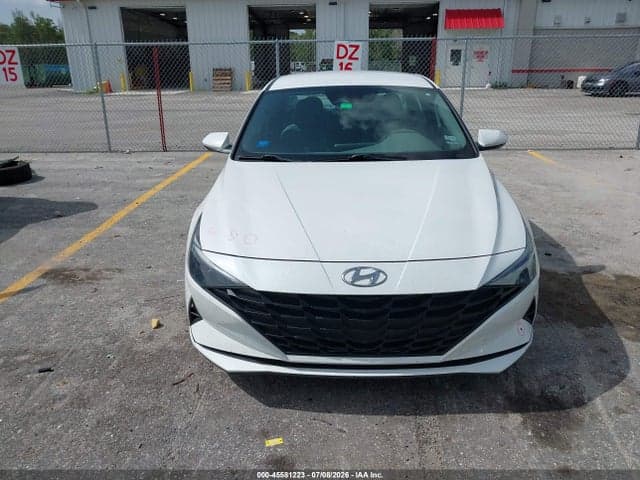 2022 HYUNDAI ELANTRA SEL 12
