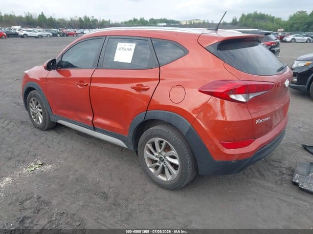 2017 HYUNDAI TUCSON SE 3