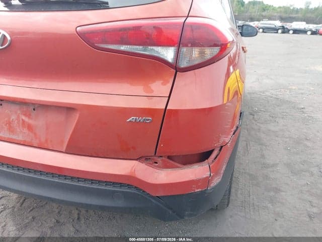 2017 HYUNDAI TUCSON SE 6