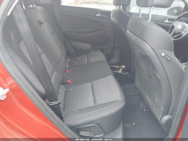 2017 HYUNDAI TUCSON SE 8