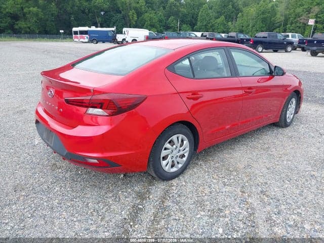 2020 HYUNDAI ELANTRA SE 4