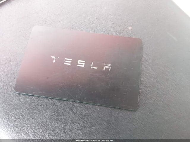 2019 TESLA MODEL 3 LONG RANGE/PERFORMANCE 10