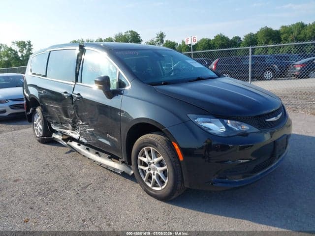 2022 CHRYSLER VOYAGER LX - 1