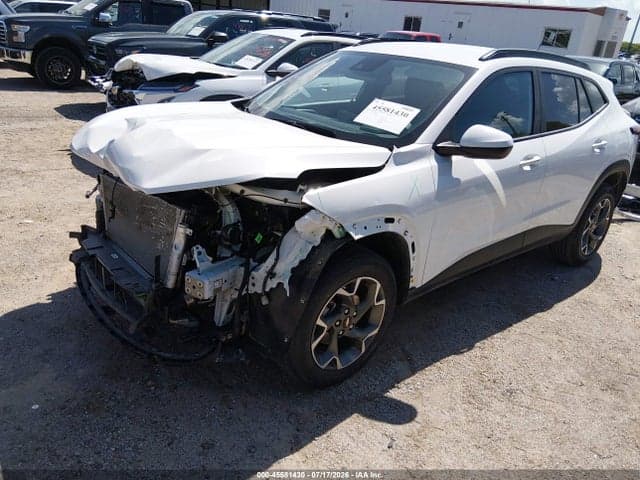2025 CHEVROLET TRAX FWD LT 2
