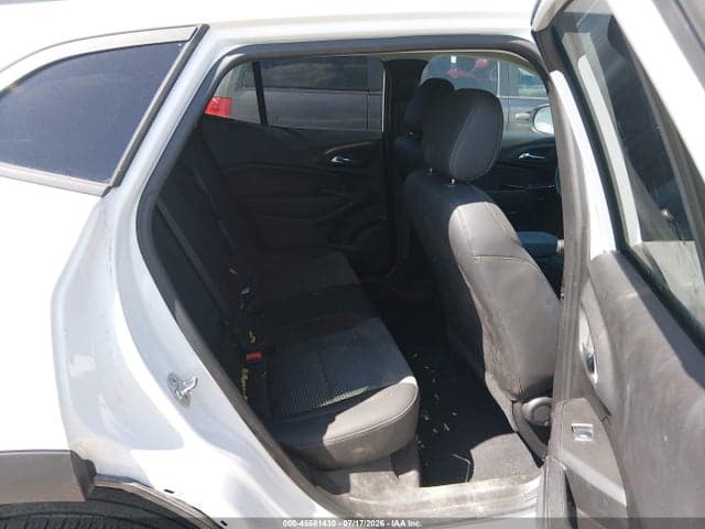 2025 CHEVROLET TRAX FWD LT 8