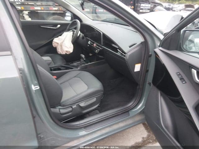 2025 KIA NIRO EX 5