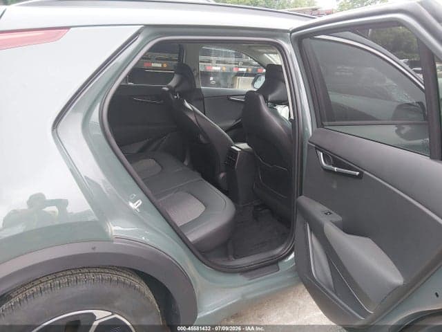 2025 KIA NIRO EX 8