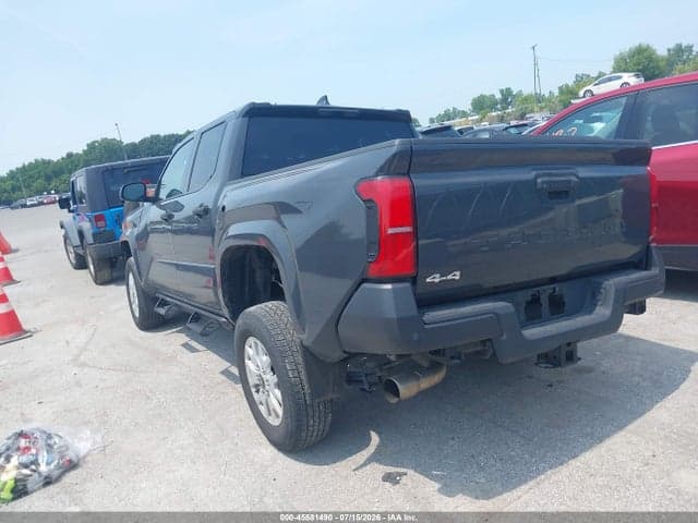 2024 TOYOTA TACOMA SR 3