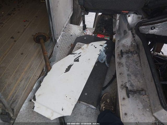 2017 FORD F-59 COMMERCIAL STRIPPED 11