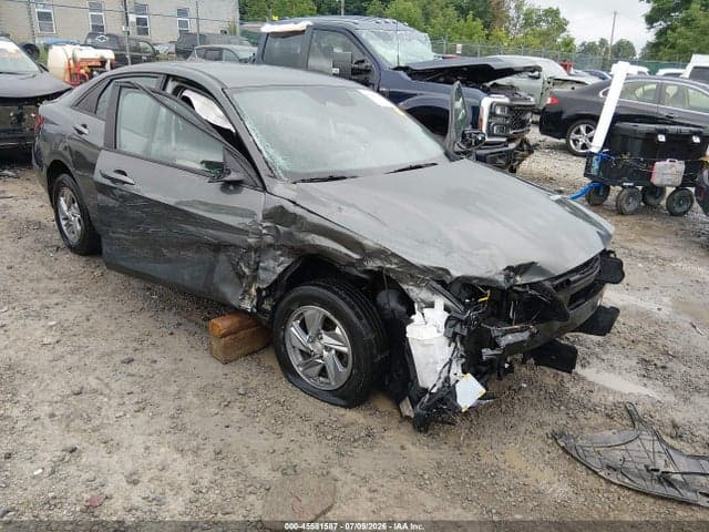 2024 HYUNDAI ELANTRA SE 6