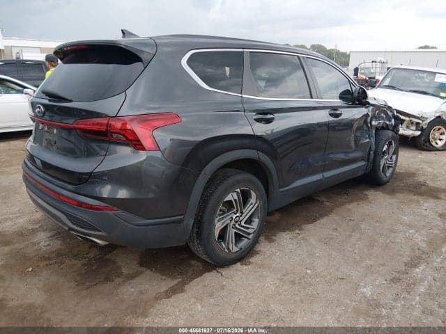 2022 HYUNDAI SANTA FE SE 4