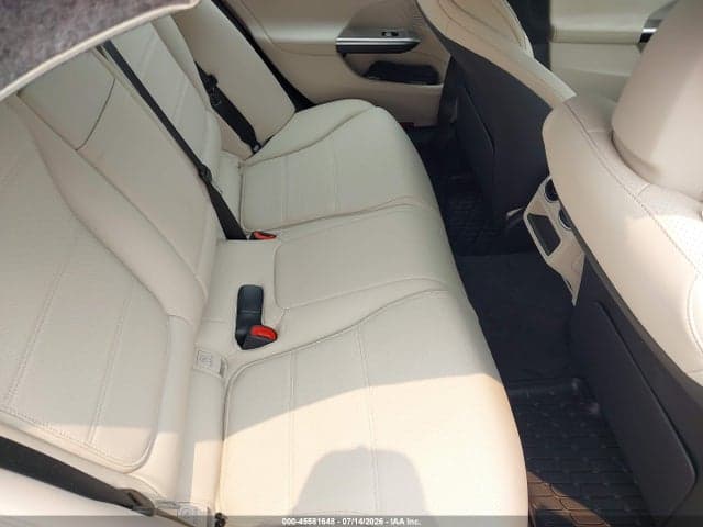 2023 MERCEDES-BENZ C 300 4MATIC 8