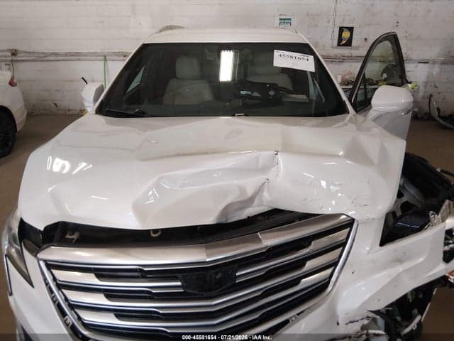 2018 CADILLAC XT5 10