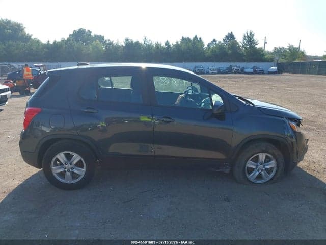 2019 CHEVROLET TRAX LS 13