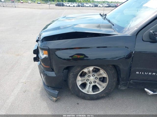 2017 CHEVROLET SILVERADO 1500 2LT 17