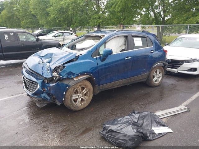 2019 CHEVROLET TRAX LT 2