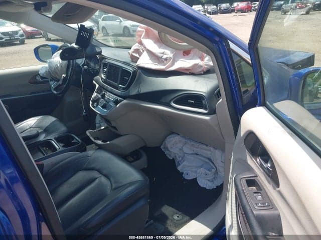 2019 CHRYSLER PACIFICA TOURING L 5