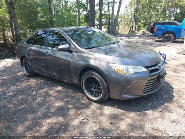 2017 TOYOTA CAMRY LE - 1
