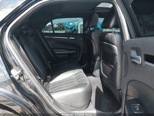 2023 CHRYSLER 300 300S 8