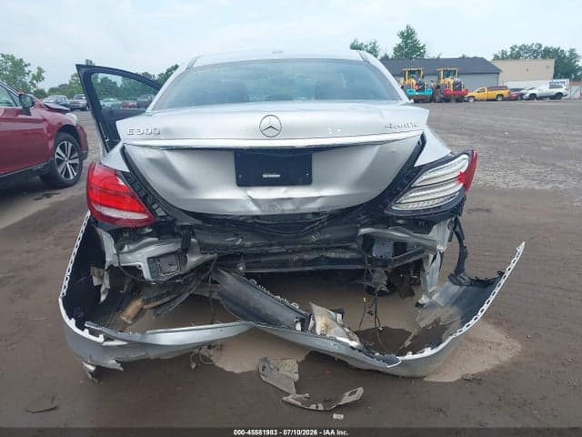2017 MERCEDES-BENZ E 300 4MATIC 6