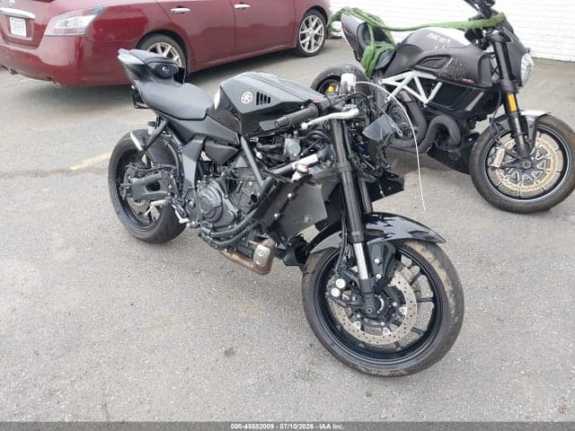 2025 YAMAHA YZFR7 - 1