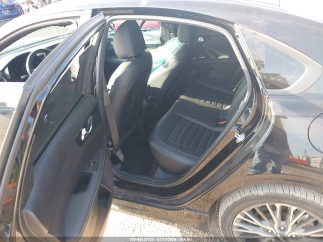2023 KIA FORTE GT-LINE 8