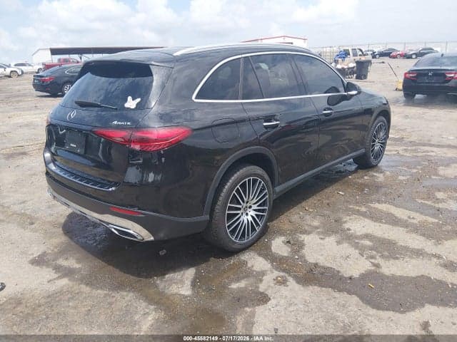 2024 MERCEDES-BENZ GLC 300 4MATIC SUV 4