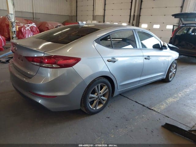 2017 HYUNDAI ELANTRA SE 4
