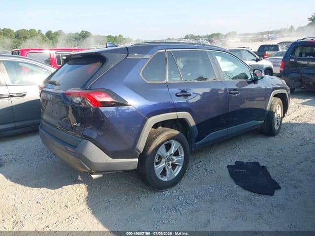 2021 TOYOTA RAV4 XLE 4