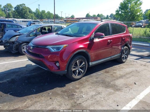 2018 TOYOTA RAV4 XLE 2