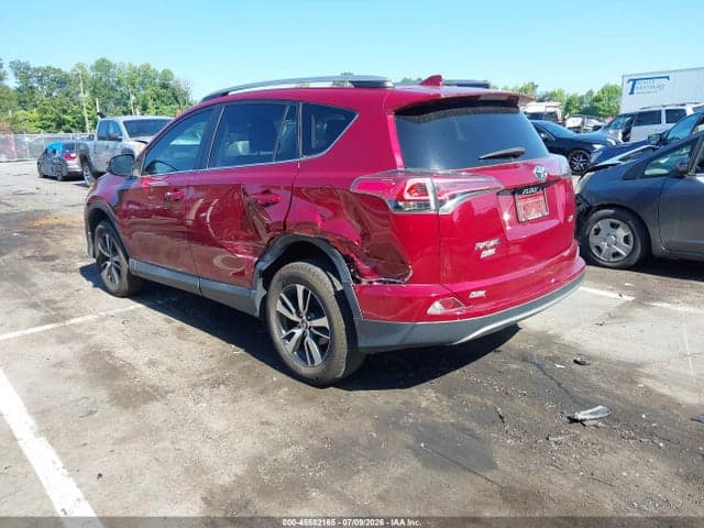 2018 TOYOTA RAV4 XLE 3
