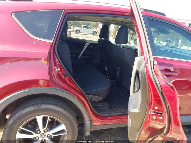 2018 TOYOTA RAV4 XLE 8
