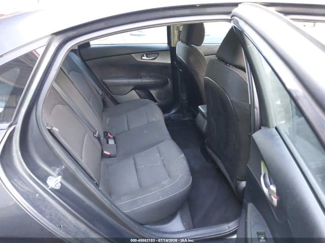 2019 KIA FORTE LXS 8