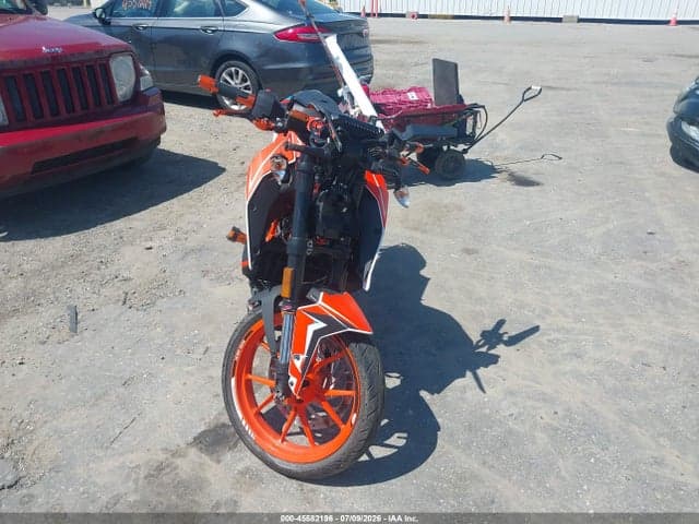 2017 KTM 390 DUKE 14