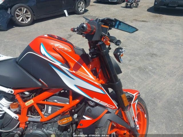 2017 KTM 390 DUKE 15