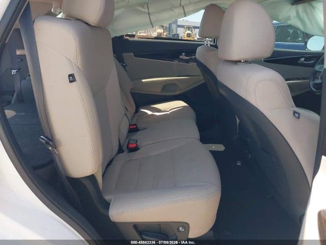 2020 KIA SORENTO 3.3L S 8