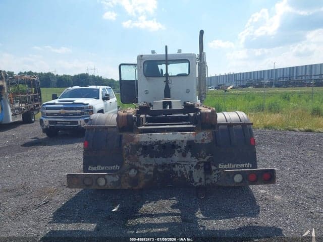 2022 PETERBILT 337 7