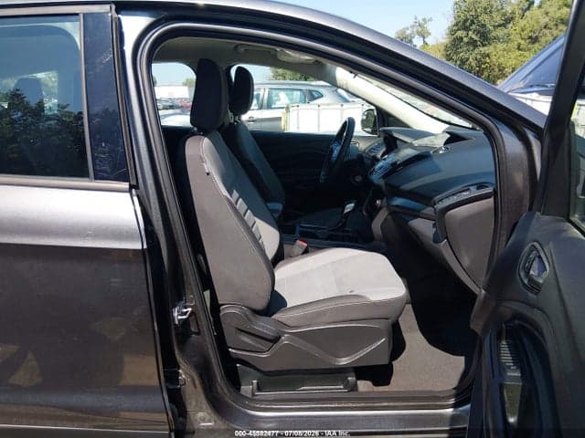 2019 FORD ESCAPE S 5