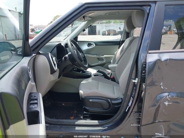 2020 KIA SOUL LX 5