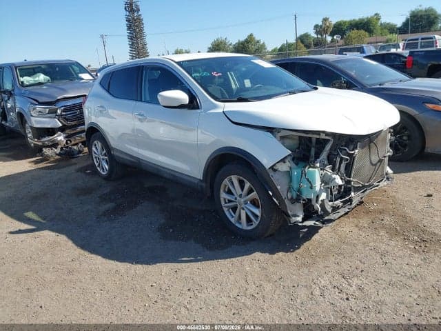 2017 NISSAN ROGUE SPORT S