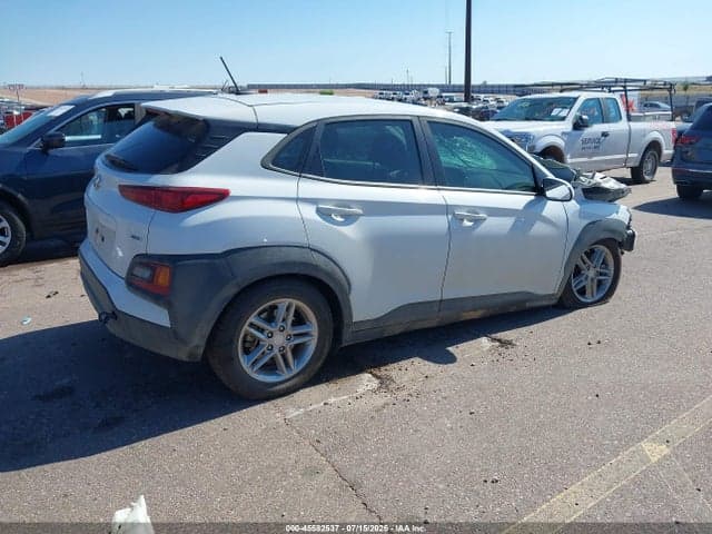 2019 HYUNDAI KONA SE 4