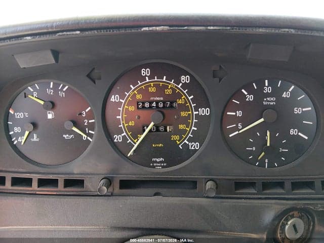 1983 MERCEDES-BENZ 300 DT 7