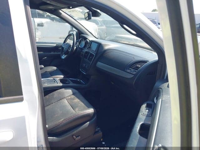 2019 DODGE GRAND CARAVAN GT 5