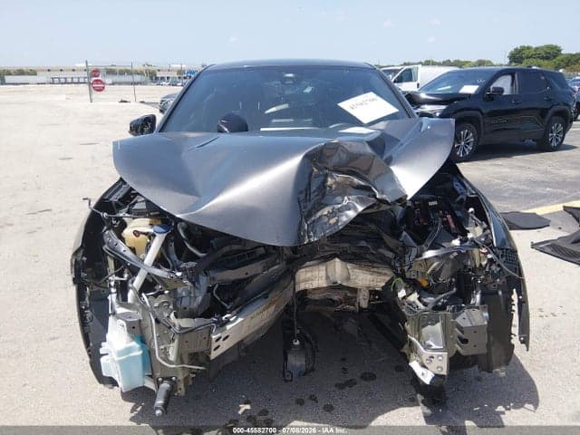 2019 TOYOTA C-HR LE 13