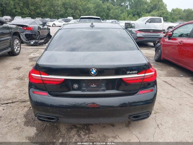 2017 BMW 740I 16